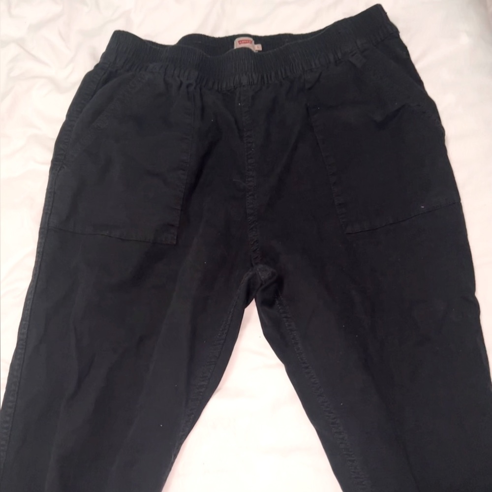 levi cargos black